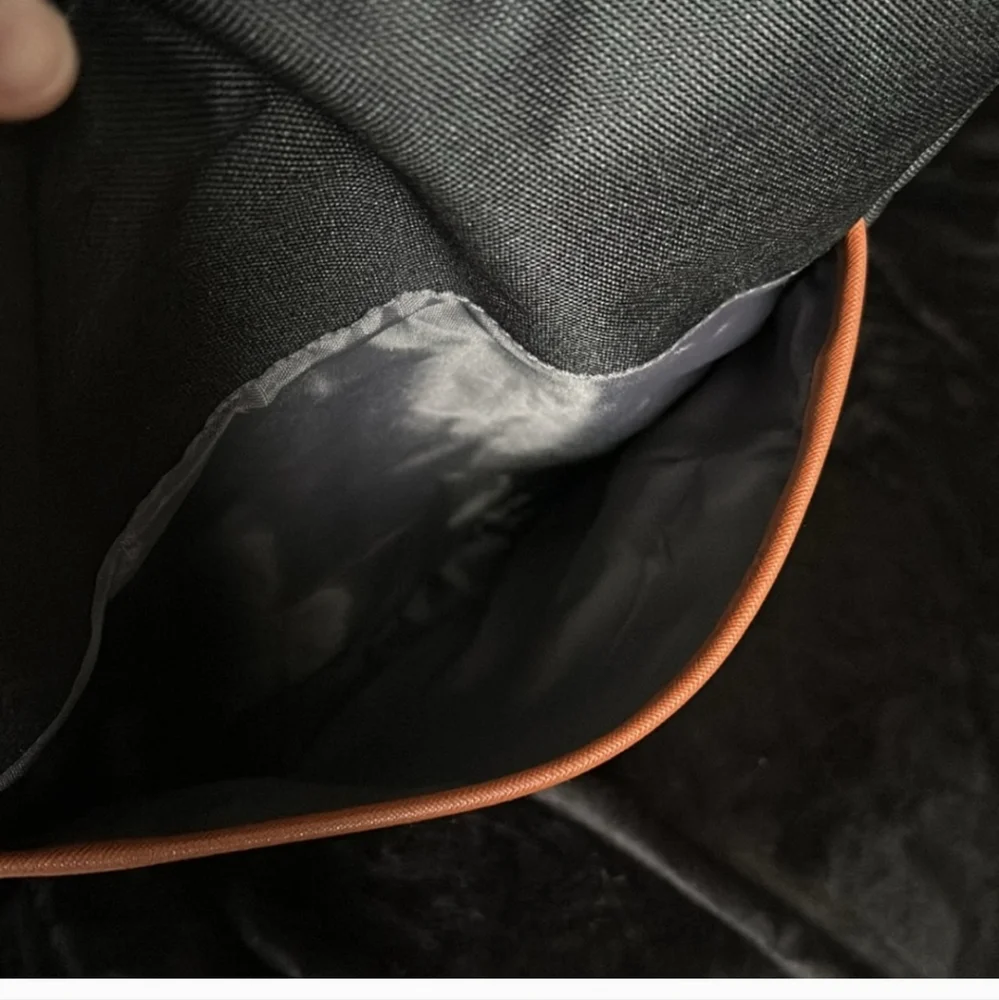 Teimose NWOT Large USB Backpack - Picture 7 of 10